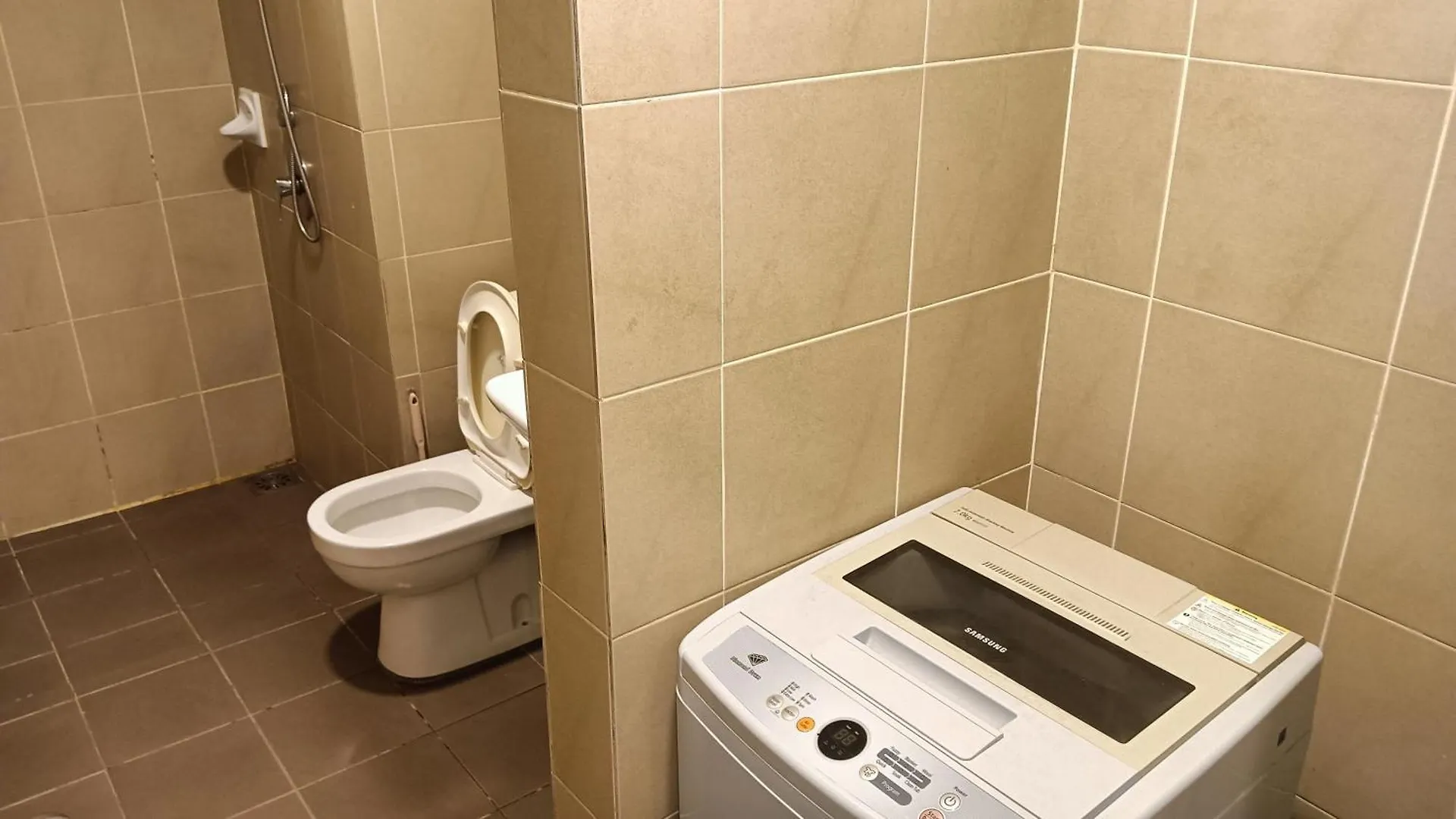 One Maxim Residence At Taragon Kuala Lumpur Apartment